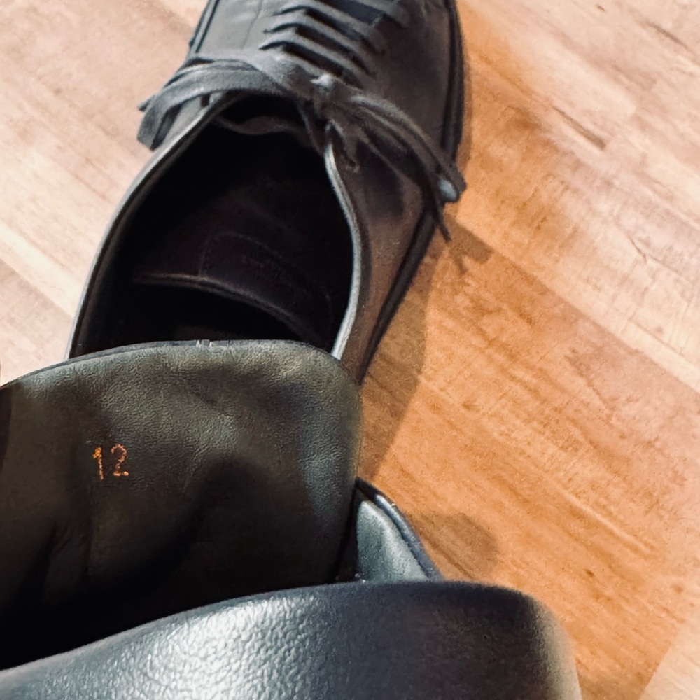 Good Man Brand Edge Lo-Top Sneaker: Mono - Picture 13 of 13